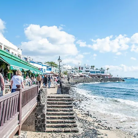 Ocean Breeze Playa Blanca (Lanzarote)